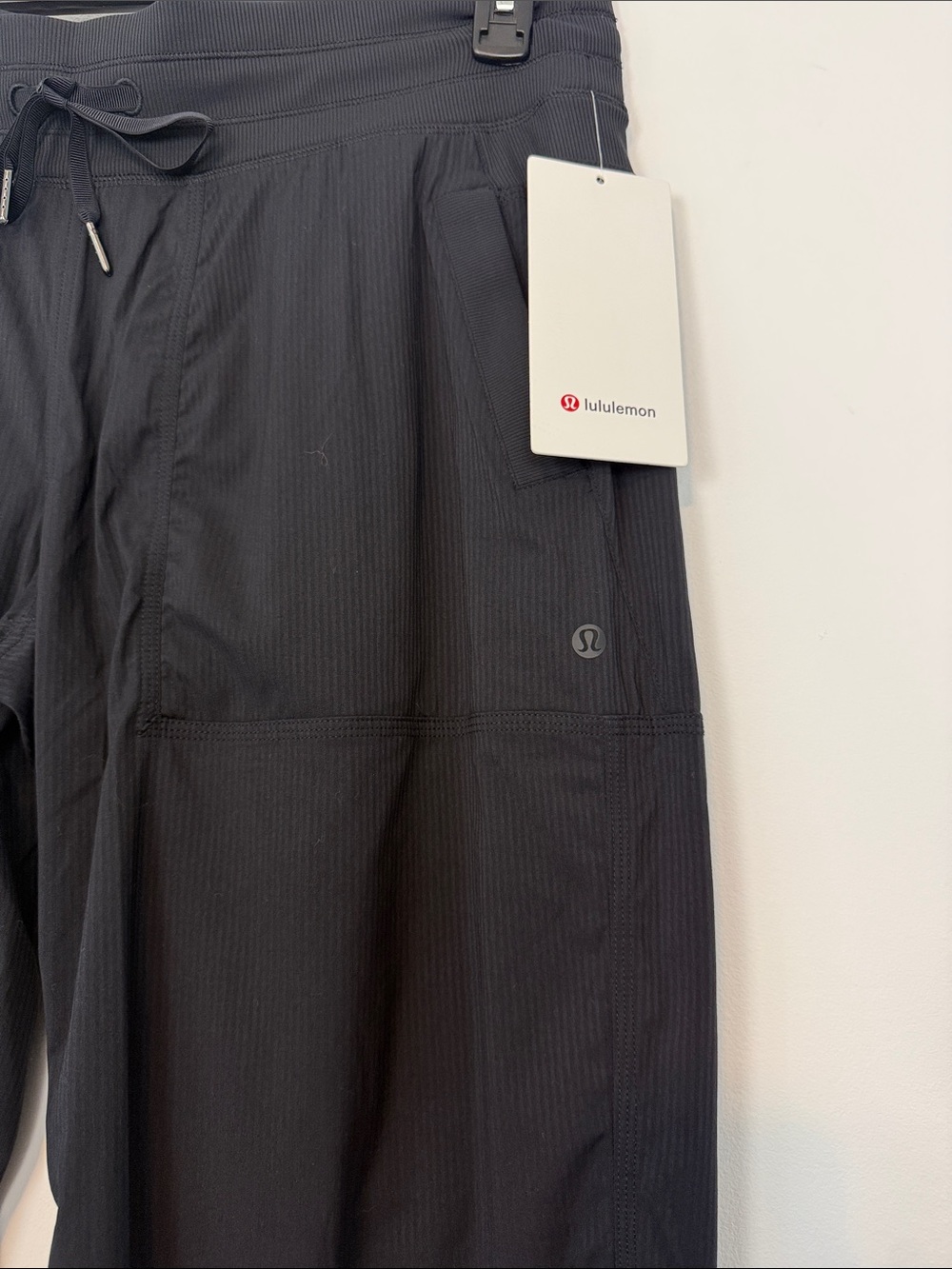 Lululemon Black Dance Studio Mid Rise Pull On Pants. Size 12. Short. NWT - Picture 5 of 14